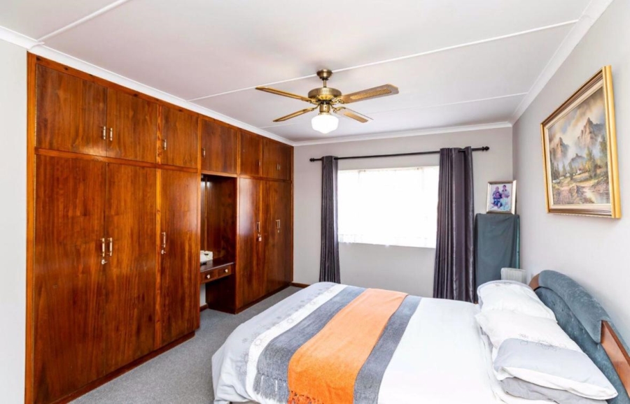 3 Bedroom Property for Sale in Amalinda Eastern Cape